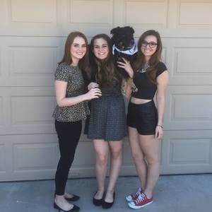 Meet your Posher, Julia