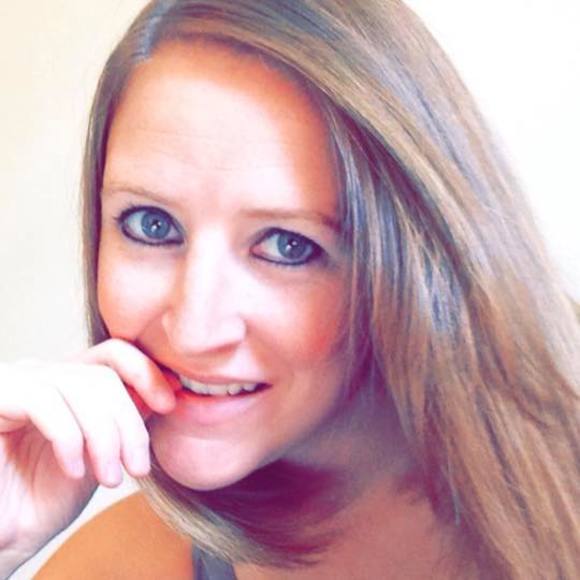 Meet your Posher, Sarah - Picture 1 of 1