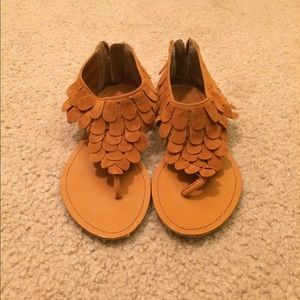 Ruffled sandals