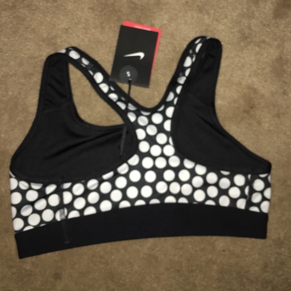 Nike dri fit sports bra small - Picture 2 of 2