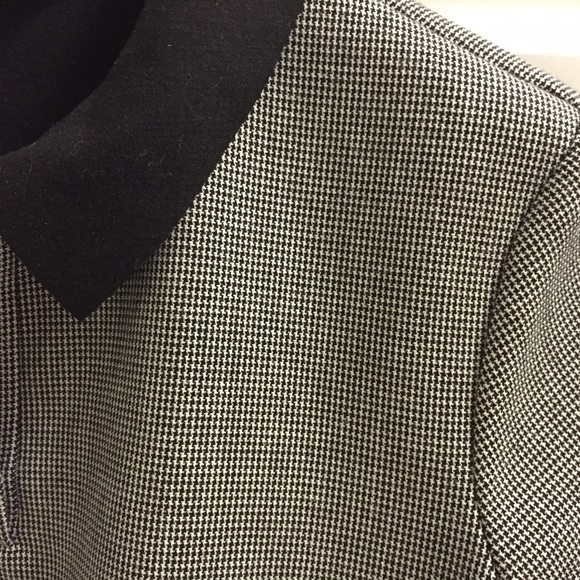 ZARA - B&W Collared Crop Top MEDIUM - Picture 1 of 3