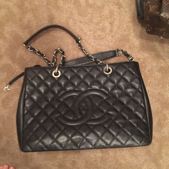 SOLD Chanel tote. Medium. Like new. Authentic.