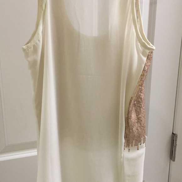 Strapless Blouse with Gold Bead Details - Picture 4 of 4