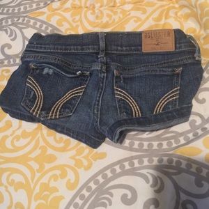 Size 0 Hollister shorts