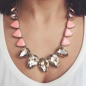 Gorgeous New Statement Necklace