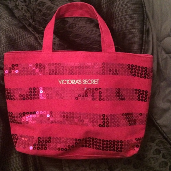 Victoria's Secret tote!!