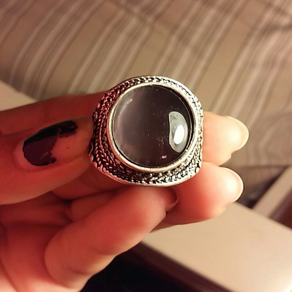 Ring - Picture 4 of 4