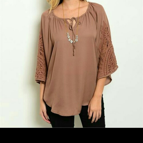 Boho chic eyelet sleeve blouse top Small NWT - Picture 2 of 5