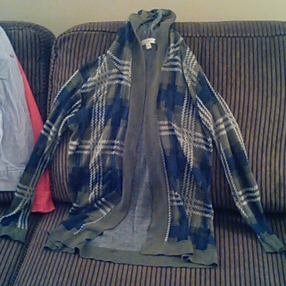 Sweater - Picture 1 of 1