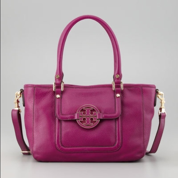 SOLD SOLD Tory Burch Crossbody - Picture 1 of 4