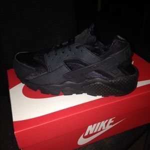 Women's Nike air huarache