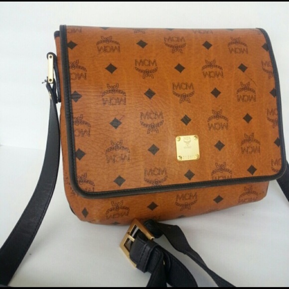 Auth MCM messenger box