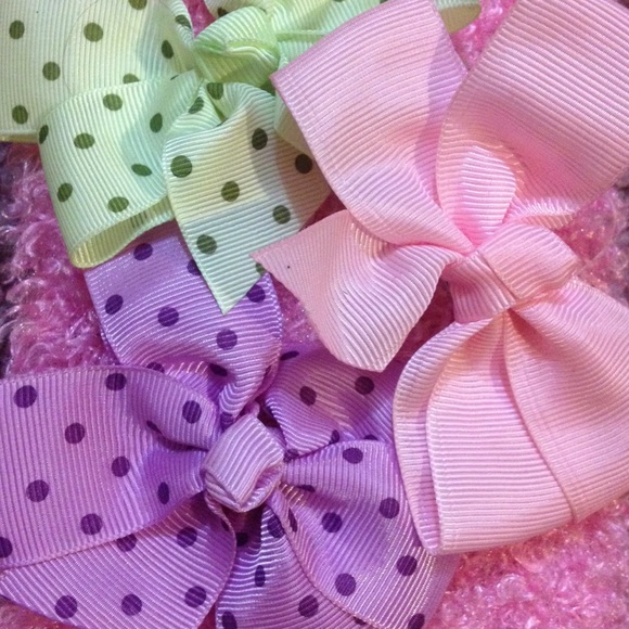 Cute little bow hair clips