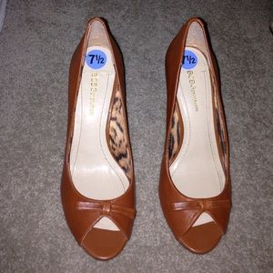 Brand new BCBGeneration camel wedges