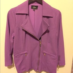 Fashionable sweater/blazer