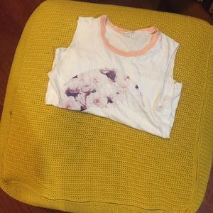 brandy Melville yin and yang shirt