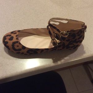 Leopard print flats
