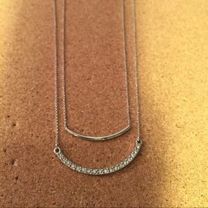 Silver necklace - Premier Designs