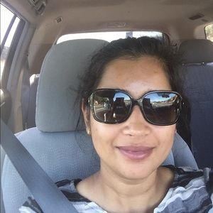 Meet your Posher, Divya