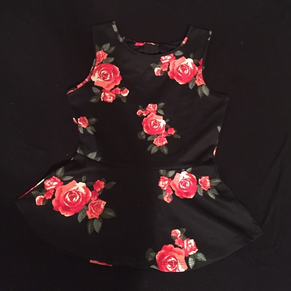 Floral peplum top!
