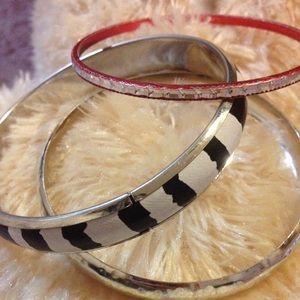 Set of three pretty bangles