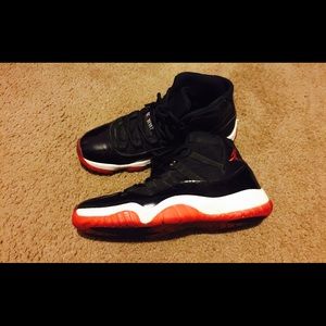 Air Jordan 11 "Bred" (2012 Release)