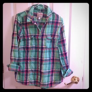 Old navy plaid flannel size medium