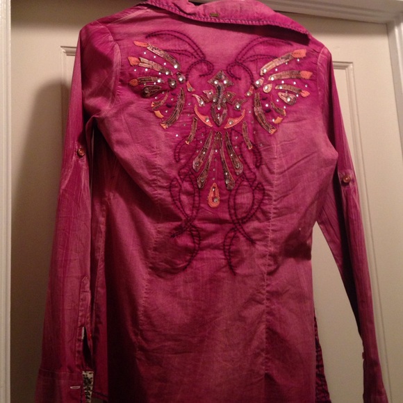 NWT Roar shirt