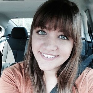 Meet your Posher, Mandy