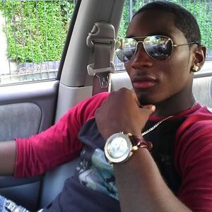 Meet your Posher, Monique