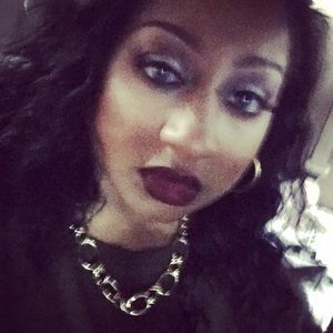 Meet your Posher, Lynn