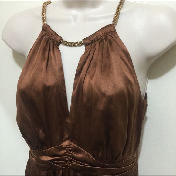 Cache keyhole top with chain - Picture 3 of 4