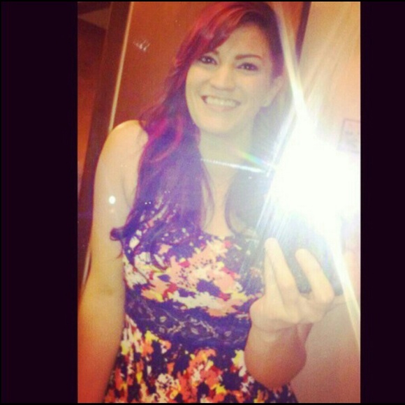 Meet your Posher, Breanne - Picture 1 of 1