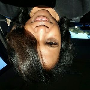 Meet your Posher, Yolanda