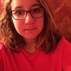 Meet your Posher, Abby