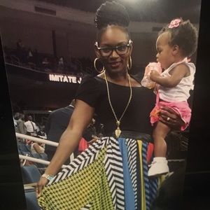 Meet your Posher, Nikkia