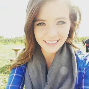 Meet your Posher, Jillian