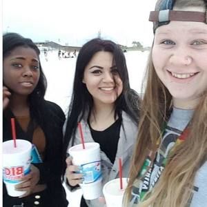 Meet your Posher, Denise