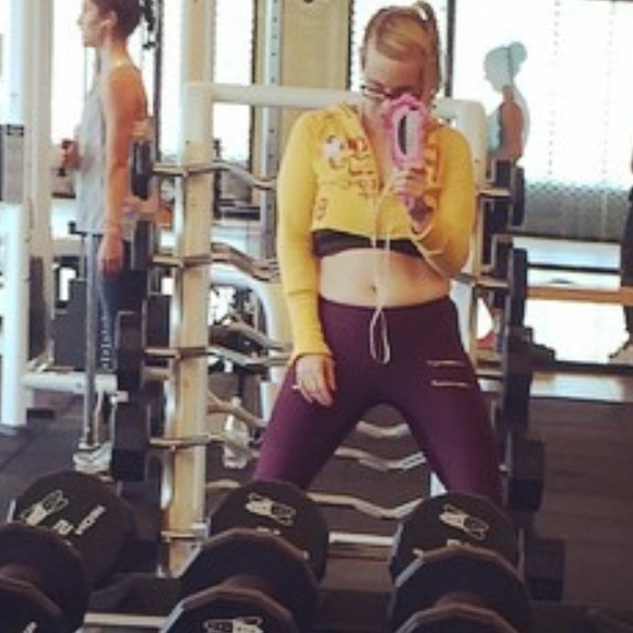 SOLD 🎉Gym sexypants @Equinox Almost too🔥4gym
