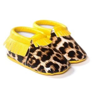 Soft sole leopard baby mocs