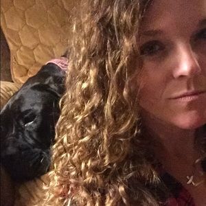 Meet your Posher, Pam