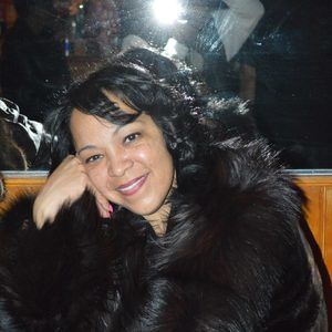 Meet your Posher, Edith