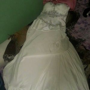 Wedding/prom dress
