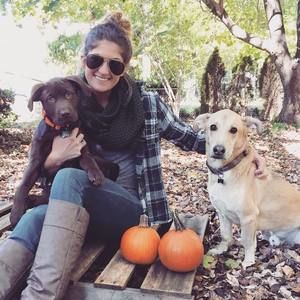 Meet your Posher, Caitlin