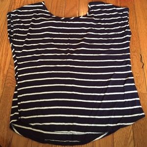 Stripped bow back top