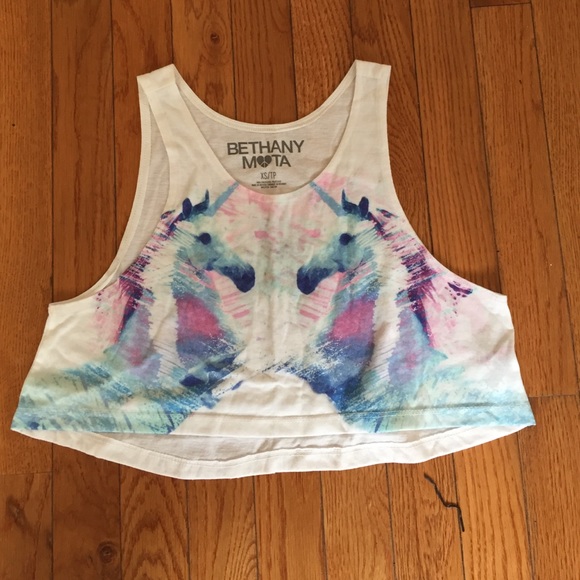 Colored crop top