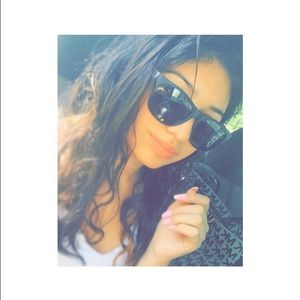 Meet your Posher, Nancy