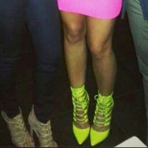 Steve Madden Lime Green Lace up
