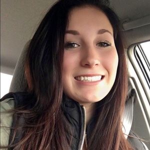 Meet your Posher, Mckenna