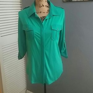 Green quarter sleeve